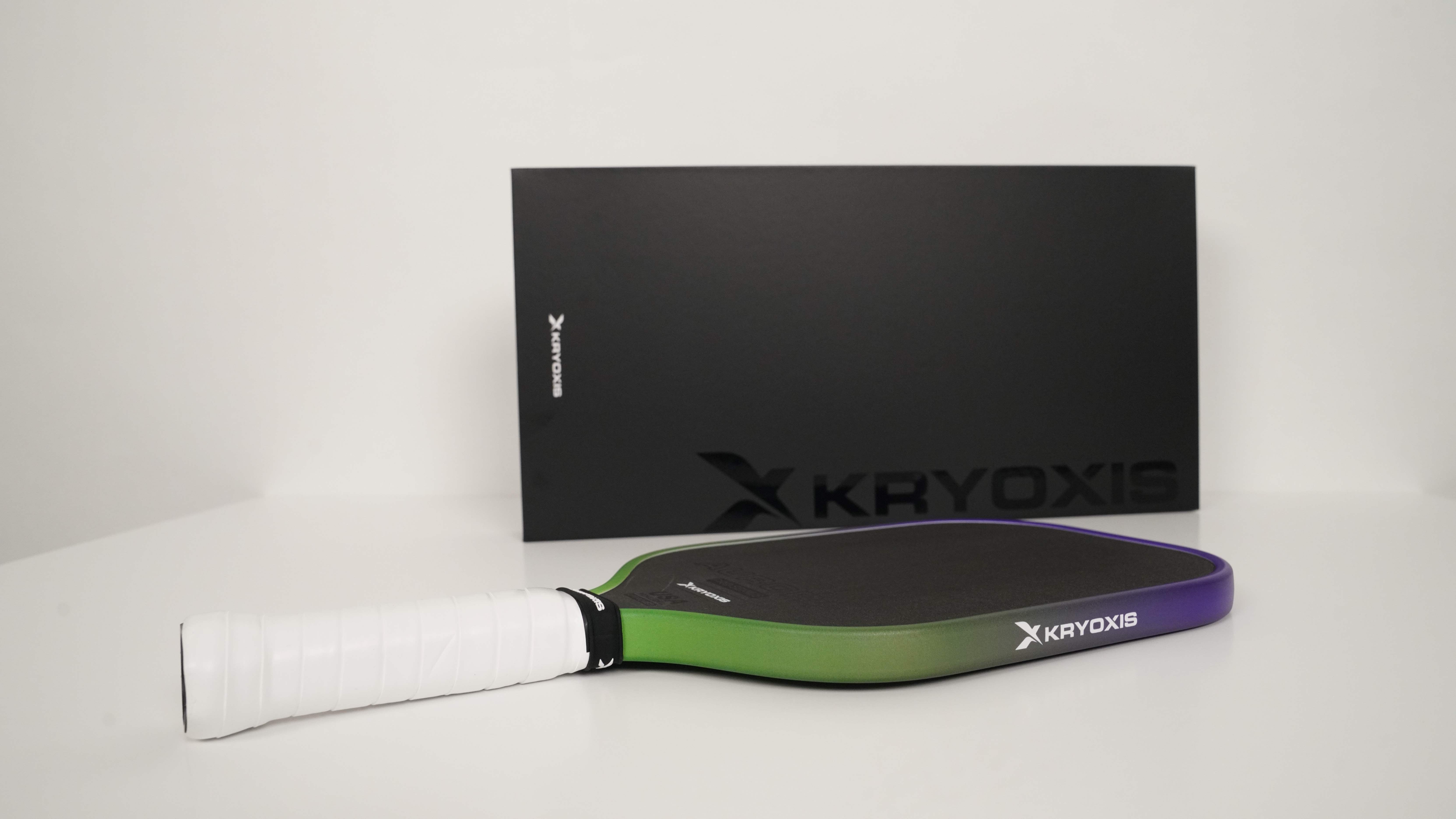 Aurora Pro Series Hybrid Pickleball Paddle – T700 Raw Carbon Fiber